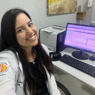 Suellen Ferreira Guimarães, Médico clínico geral Brasília
