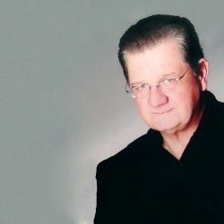 Alexandre  Miguel Shwetz, Médico clínico geral Curitiba