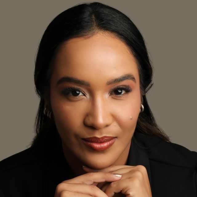 Danielly  Lima Girotto, Dentista São Paulo