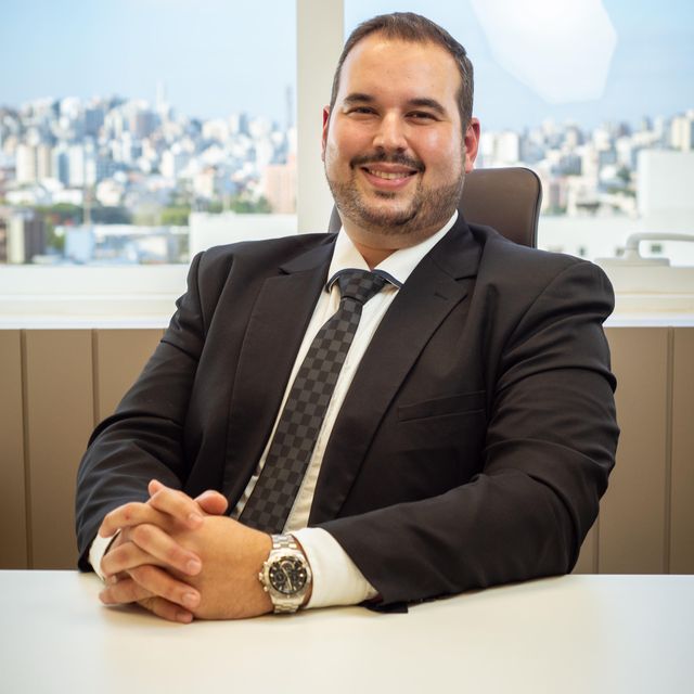 Tássio Fernando Crusius ., Cirurgião plástico Porto Alegre