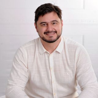 Thiago Zago Ázara, Mastologista Anápolis
