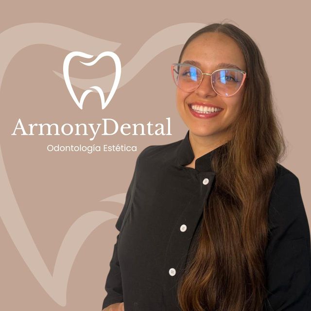 María Fernanda Estevez Landazabal, Odontólogo Medellín