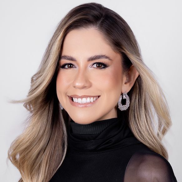 Marina Coutinho Costa ., Oftalmologista João Pessoa
