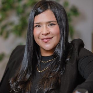 Prof. Laura Angelica Perez