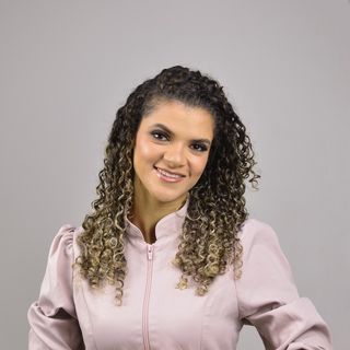 Camila Gonçalves dos Santos , Fisioterapeuta Sarzedo