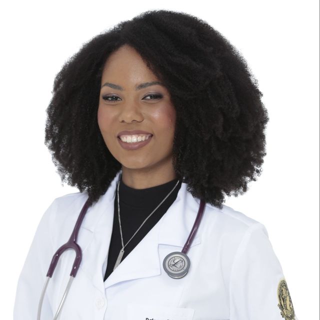 Paloma  Cristina, Generalista Cabo Frio