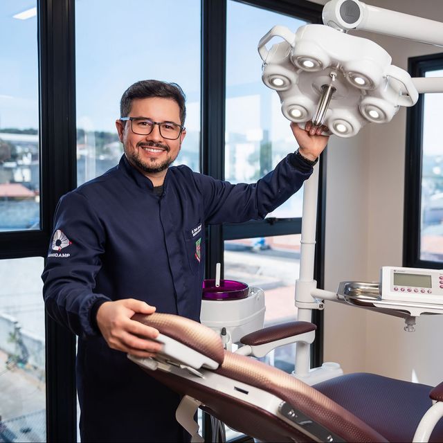 Paulo Fernando De Abreu Oliveira, Dentista Jundiaí