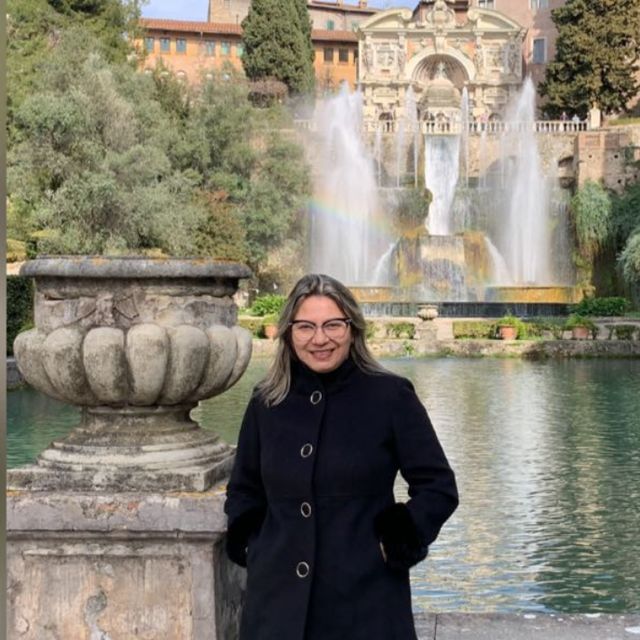 Adriana Gori Winnie, Terapeuta complementar Paranaguá