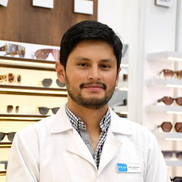 Elkin Ignacio Avellaneda González, Optómetra Bogotá