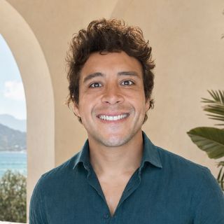 Dr. Andrés Zúñiga Zapata