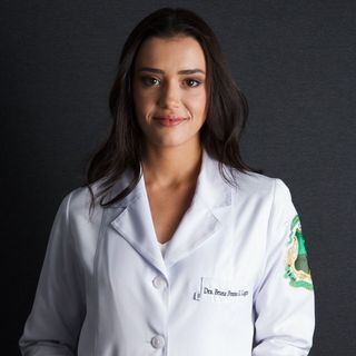 Ampliar imagem: Bruna Penna Guerra Lages, Oftalmologista Contagem