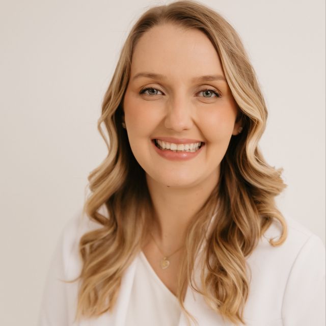 Carina  Andressa Dick, Endocrinologista Porto Alegre