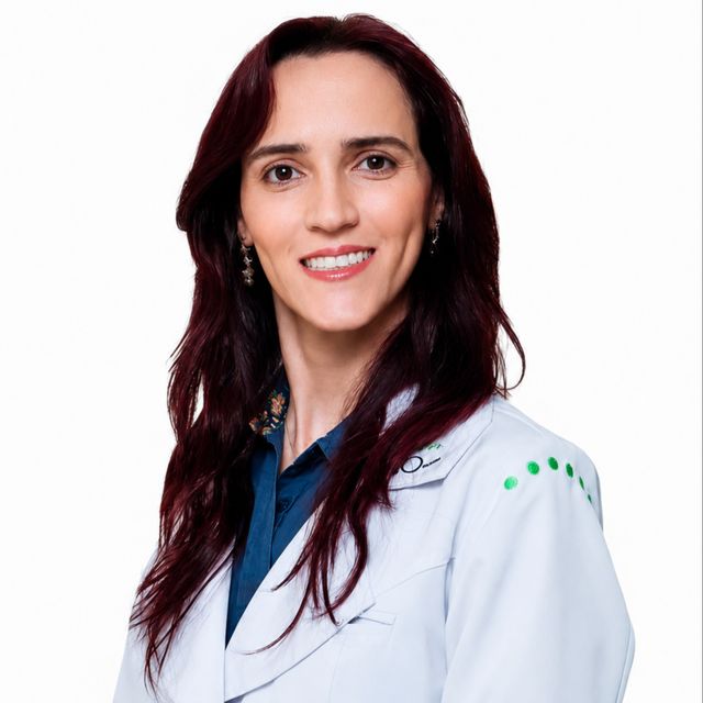 Lexina Florindo Carvalho, Oftalmologista Uberlândia
