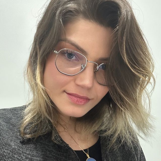 Julia Oliveira de Carvalho, Médico clínico geral Cascavel