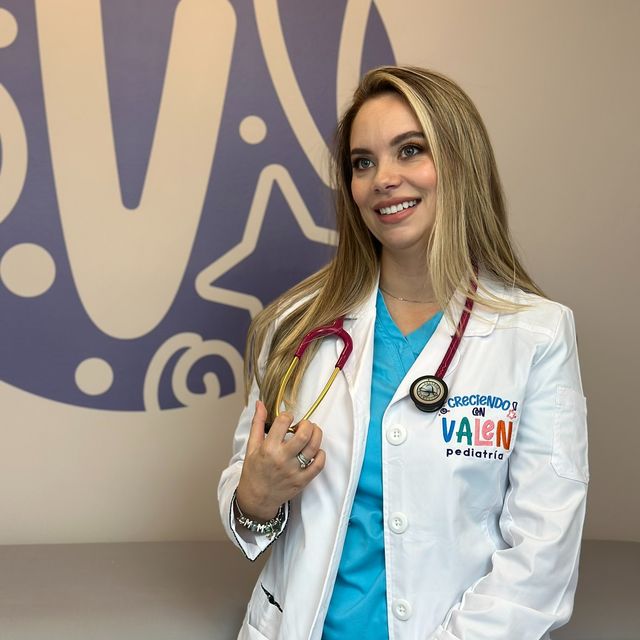 Valentina Llano Castaño, Pediatra Medellín