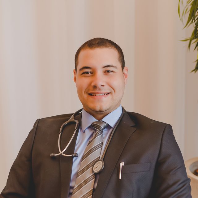 Túlio Henrique Versiani Oliveira, Urologista Perdões