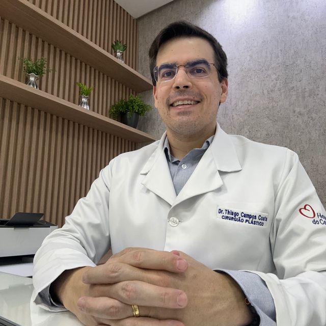 Thiago Campos Costa, Cirurgião plástico Goiânia