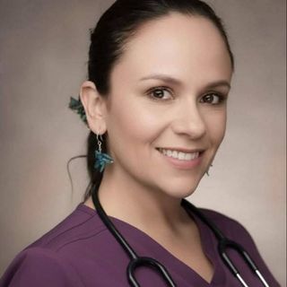 Dra. Mariana Romero Frias