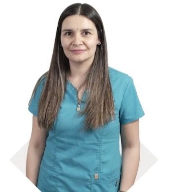 Viviana Araya Balle, Dentista Temuco