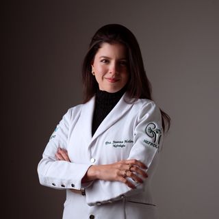 Dra. Joanna Helena Correia