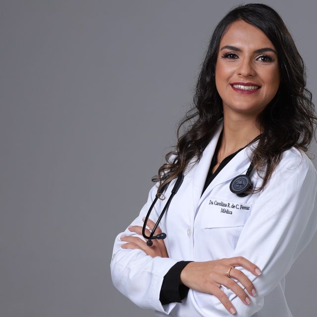 Carolina Ferraz, Cirurgião vascular Belo Horizonte