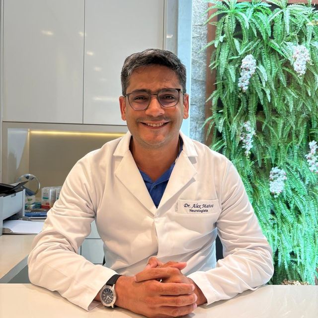 Alex Matos de Albuquerque, Neurologista Natal