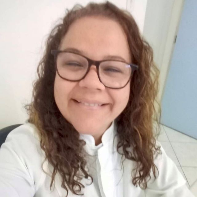 Aurea Luiza  Ferreira, Dentista Rio de Janeiro