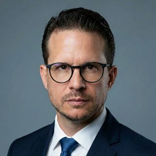 Dr. Carlos Alberto da Silva Frias Neto