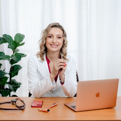 Ana  Carolina de Souza Alencar 