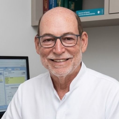 Marcio Rocha, Cirurgião geral Eunápolis