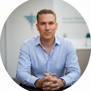 Dr. Lucas Bolzani Menegotto