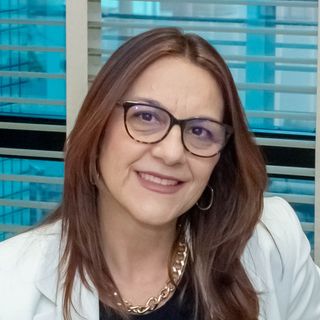 Ampliar imagem: Marcia Nicolini, Psicanalista Maringá