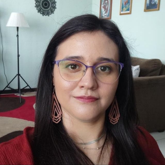 Javiera Fernanda Oyarce De La Fuente, Psicólogo Chillán