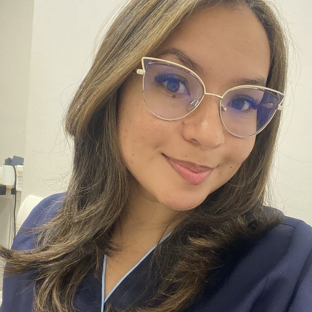 Milenka Estefania Perero Farias, Pediatra Duque de Caxias