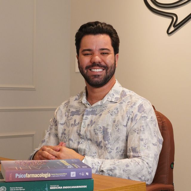 João Alberto  Anzolin Neto, Psiquiatra Rio de Janeiro