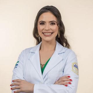 Ampliar imagem: Sarah Barreto de Godoi, Coloproctologista Ubatuba