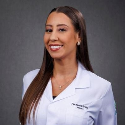 Fernanda  Mello, Médico clínico geral Canoas