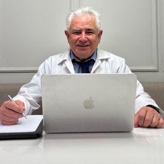 Dr. Francisco  Mendes