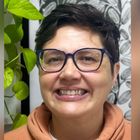 Dra. Maria José Perrelli