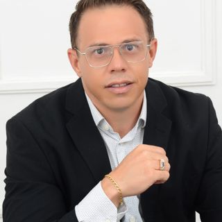 Dr jose leonard o villela neto , Dentista Casa Branca