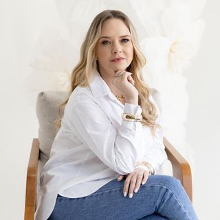 Ampliar imagem: Lara Mariana Vinhal Vilela Asevêdo, Psicólogo Senador Canedo