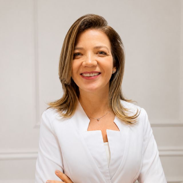 Beatriz Soares Correa, Oftalmologista Uberlândia