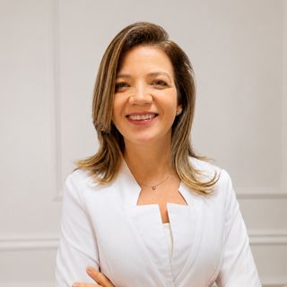 Beatriz Soares Correa, Oftalmologista Uberlândia