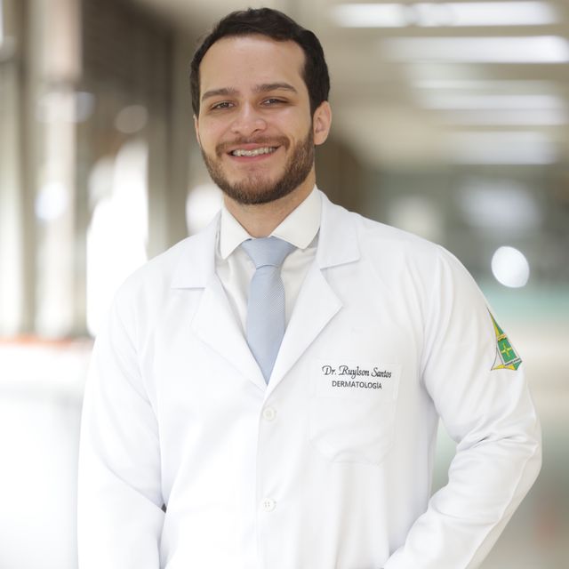 Ruylson Dos Santos Oliveira, Dermatologista Brasília