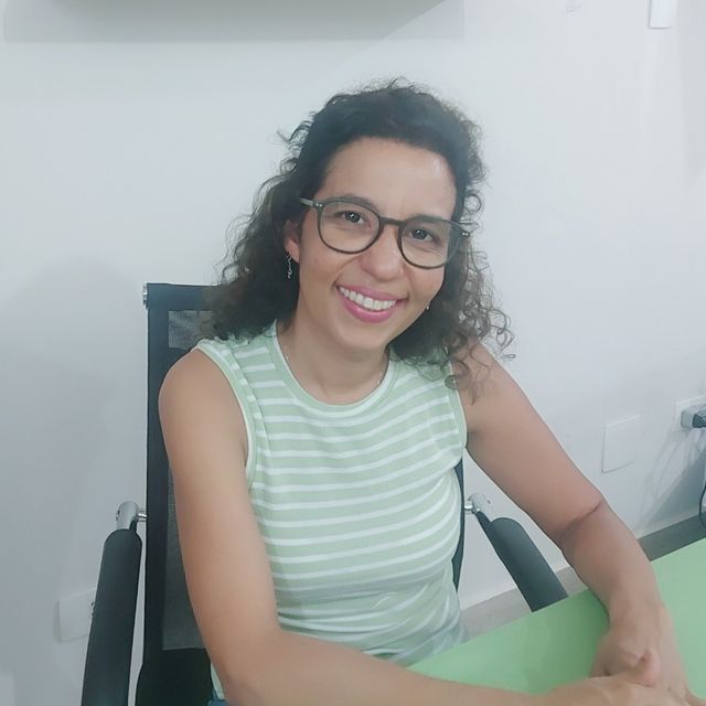 Vania  Nascimento Soares, Terapeuta ocupacional Guarulhos