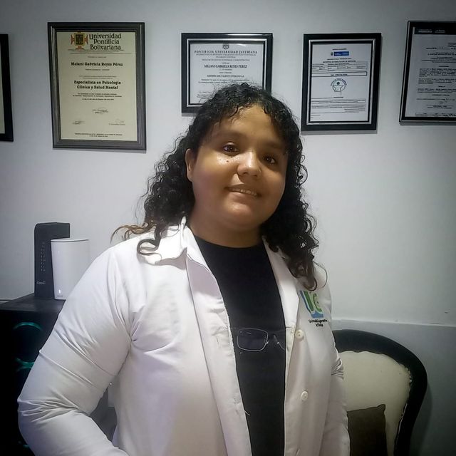Melani Gabriela Reyes Perez, Psicólogo Santa Marta