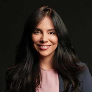 Danielle Toledo Vieira Mourão, Gastroenterologista Brasília