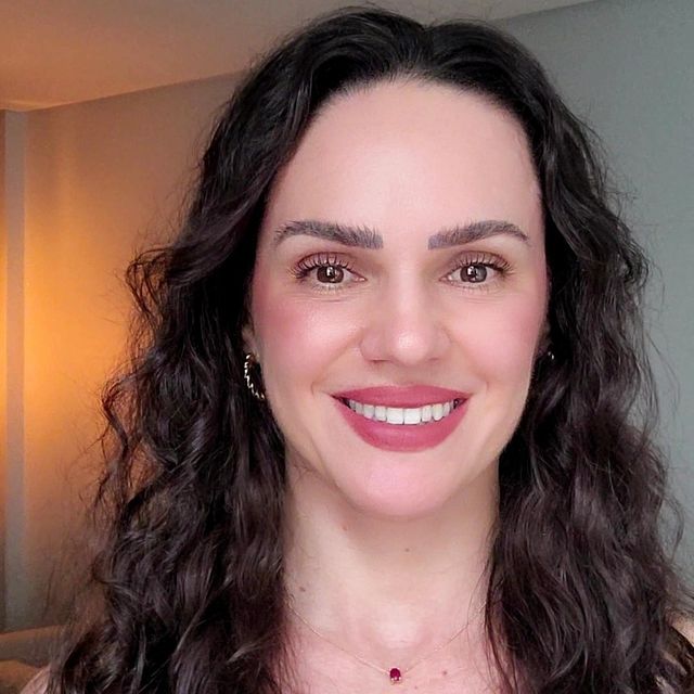 Liliane Fidencio, Psicólogo Blumenau