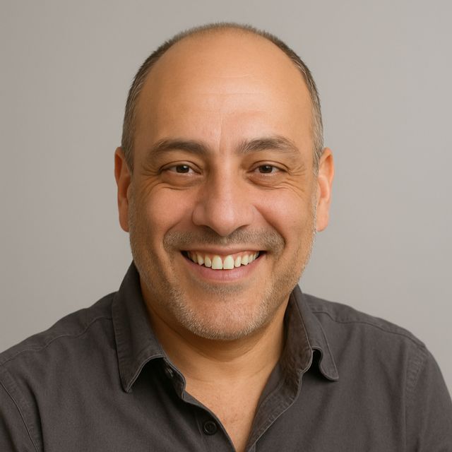 Cristian Luna Molina, Psicólogo San Miguel