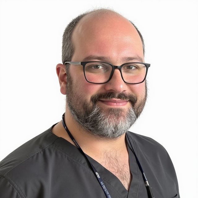 Manuel Mallol Simmonds, Internista Los Ángeles